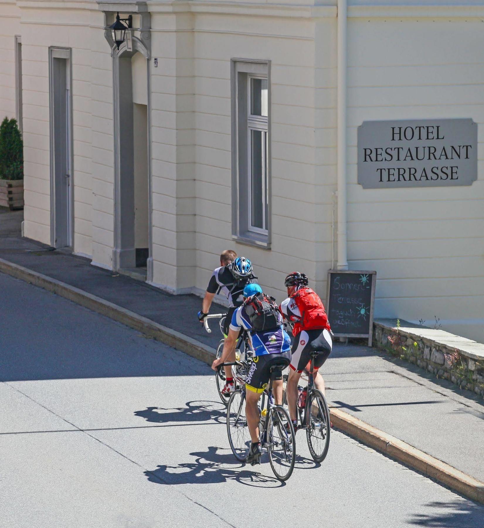 Boutique-Hotel Garni Bellevue Davos Wiesen Exterior foto